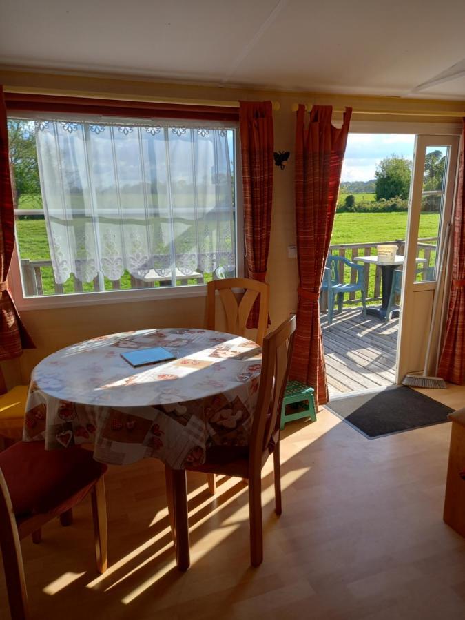 Mobilhome Nature Saint-Laurent-sur-Mer Exterior photo